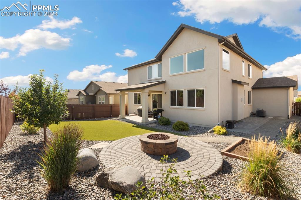 3311 Golden Meadow Way