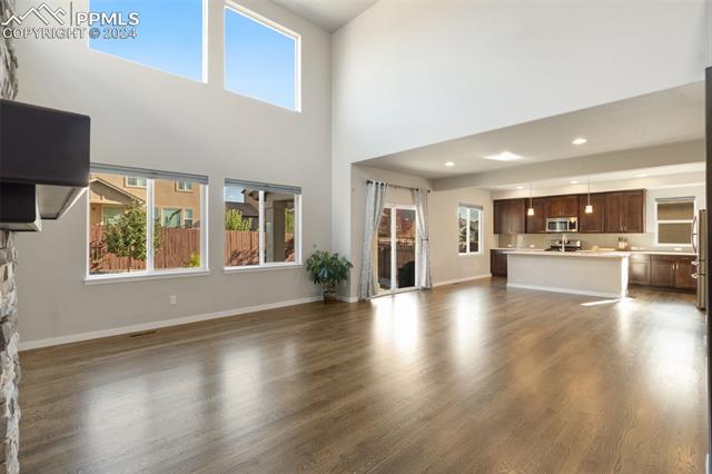 3311 Golden Meadow Way