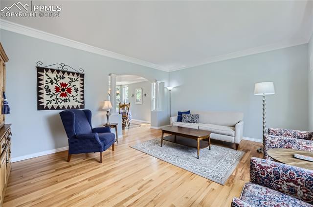 5730 Chase Point Circle