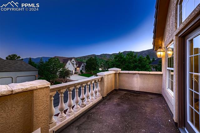 5730 Chase Point Circle