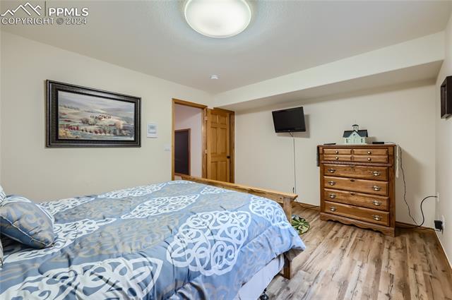 5730 Chase Point Circle