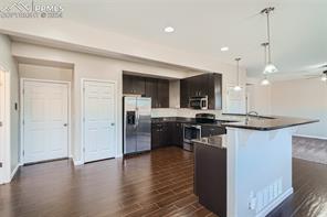 7638 Dutch Loop