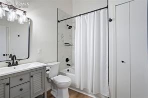 2242 Villa Rosa Drive