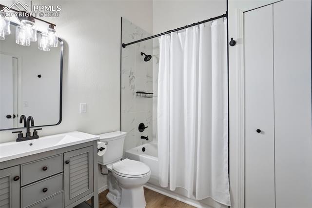 2242 Villa Rosa Drive