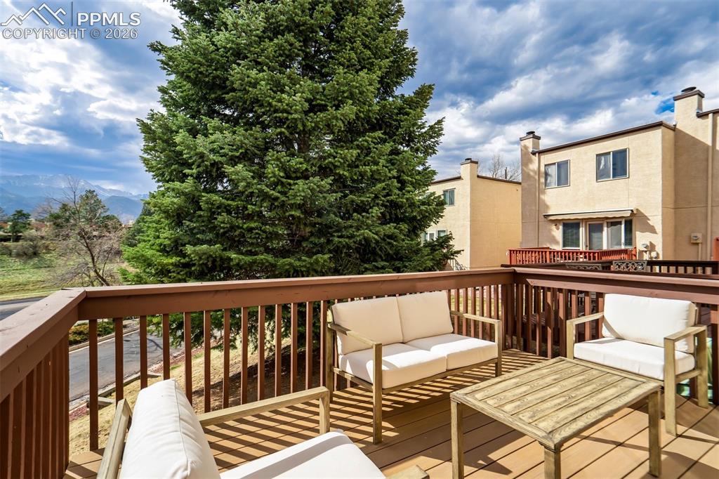 2242 Villa Rosa Drive