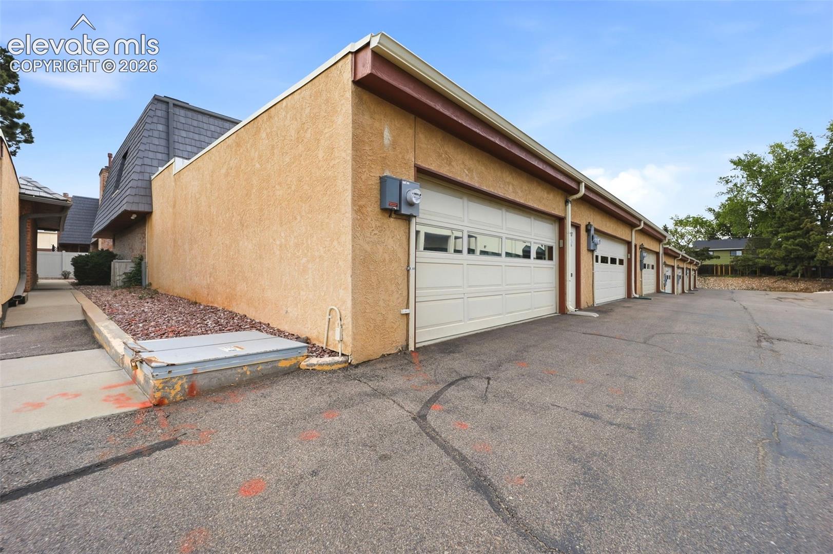 2087 Sussex Lane