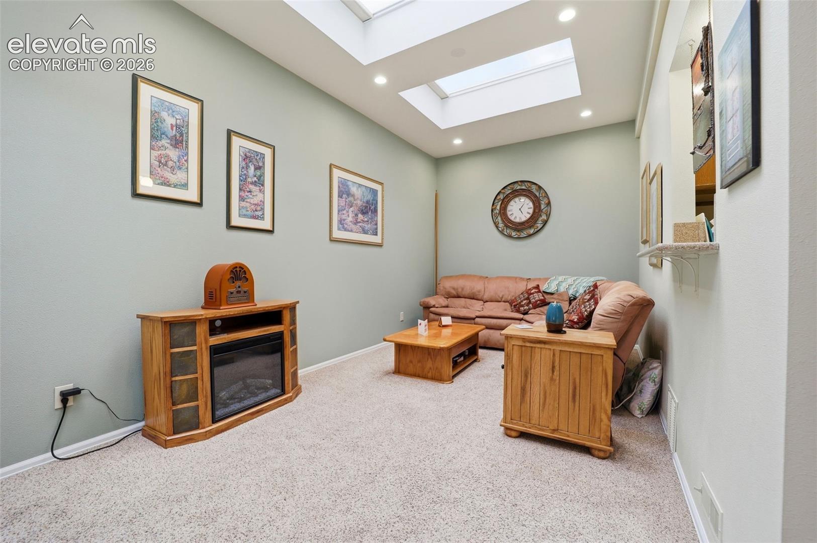 2087 Sussex Lane