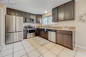6404 Leadville Circle