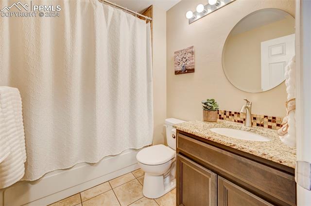 6404 Leadville Circle