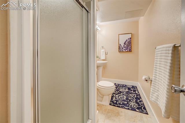 6404 Leadville Circle