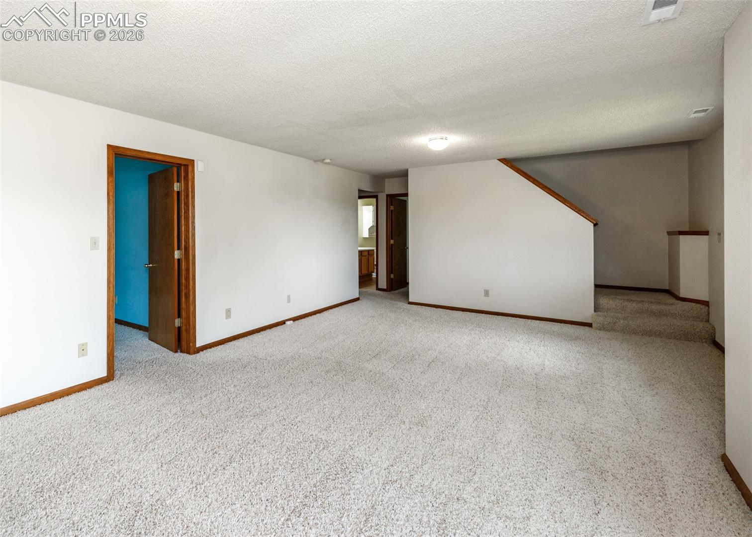 17908 New London Road