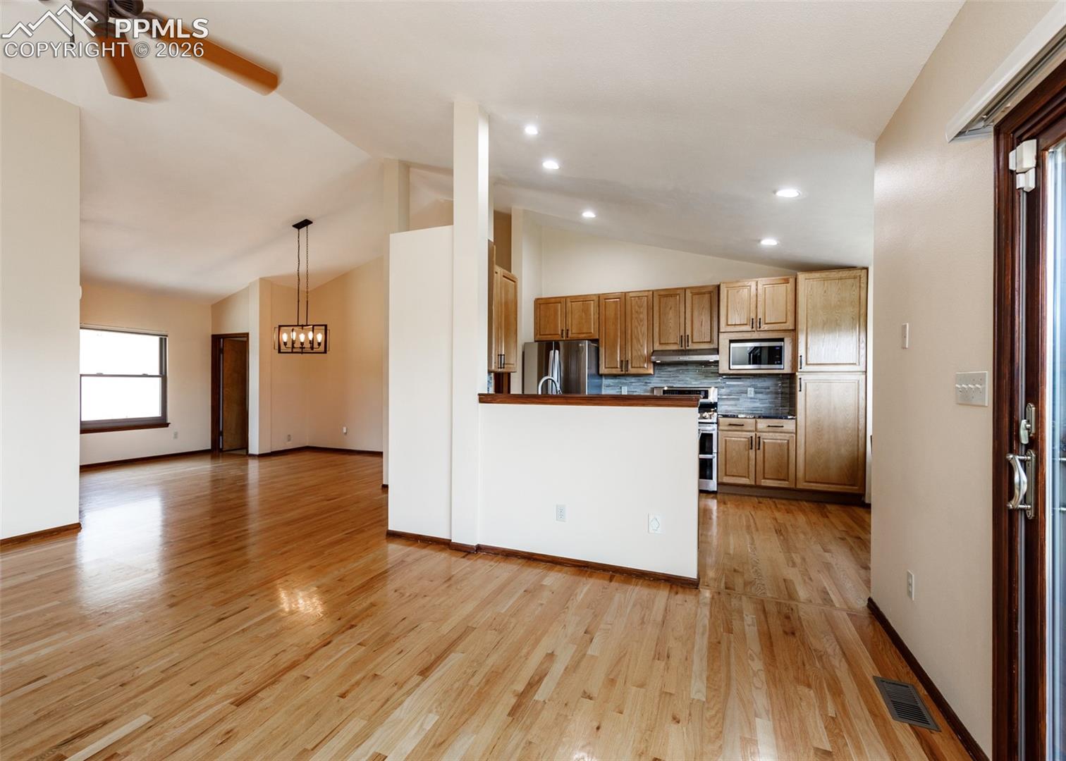 17908 New London Road
