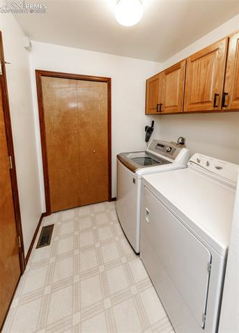 17908 New London Road