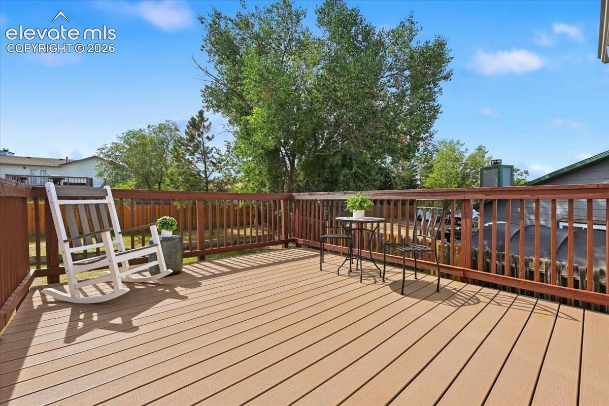 3835 Dewpoint Drive