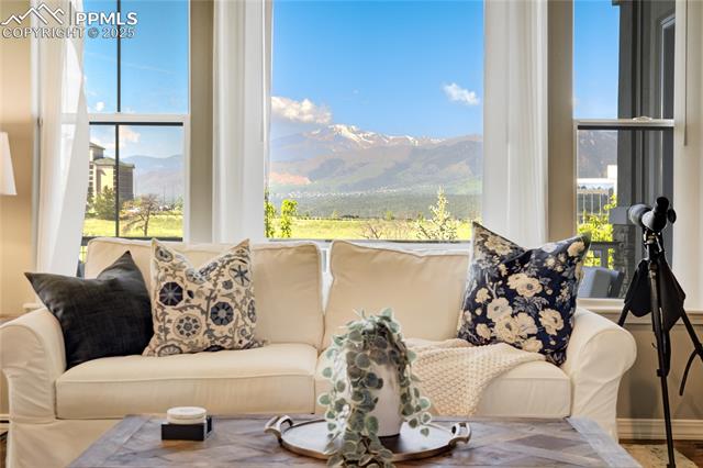 11598 Silver Charm Way