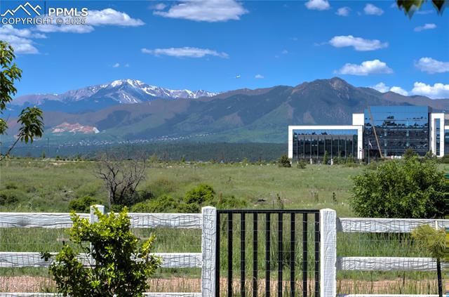 11598 Silver Charm Way