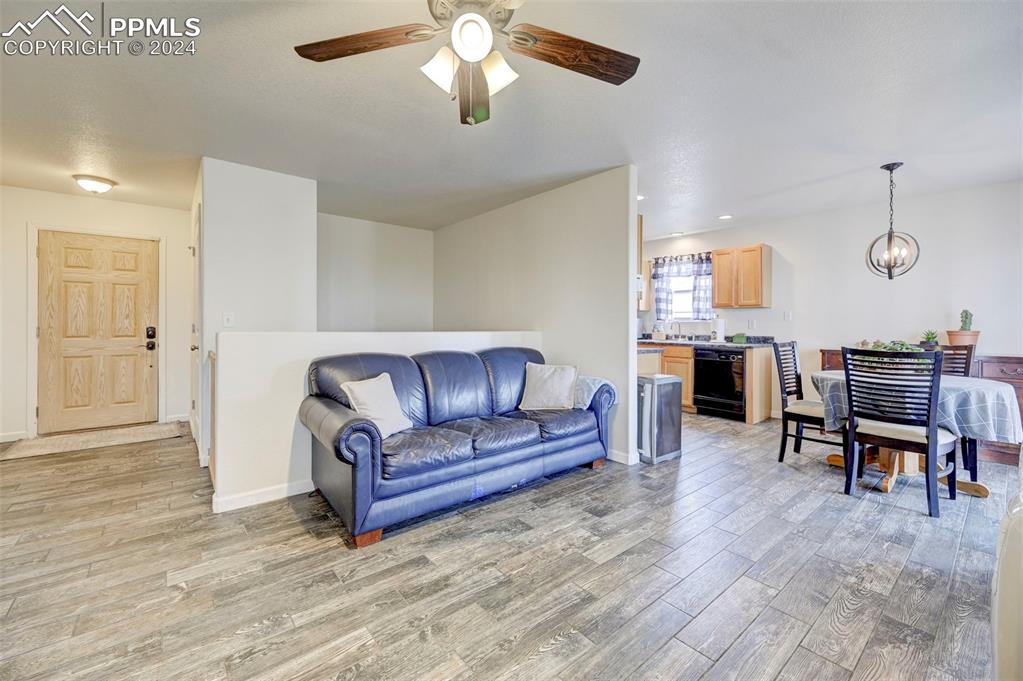312 W Marble Drive