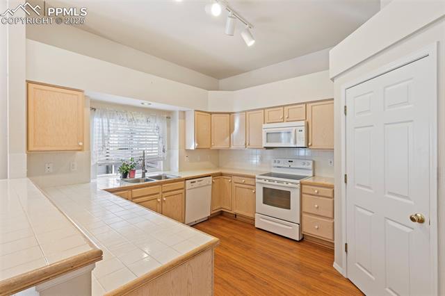 5747 Tradewind Point