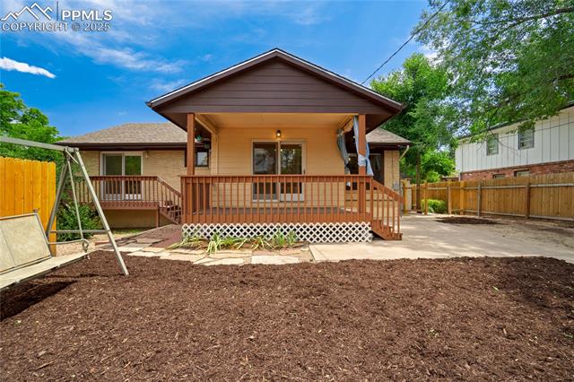 1120 N Logan Avenue