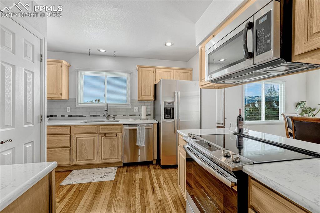 122 Luxury Lane