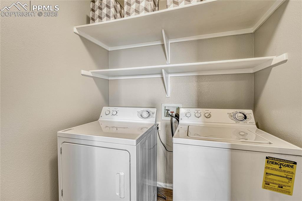 122 Luxury Lane