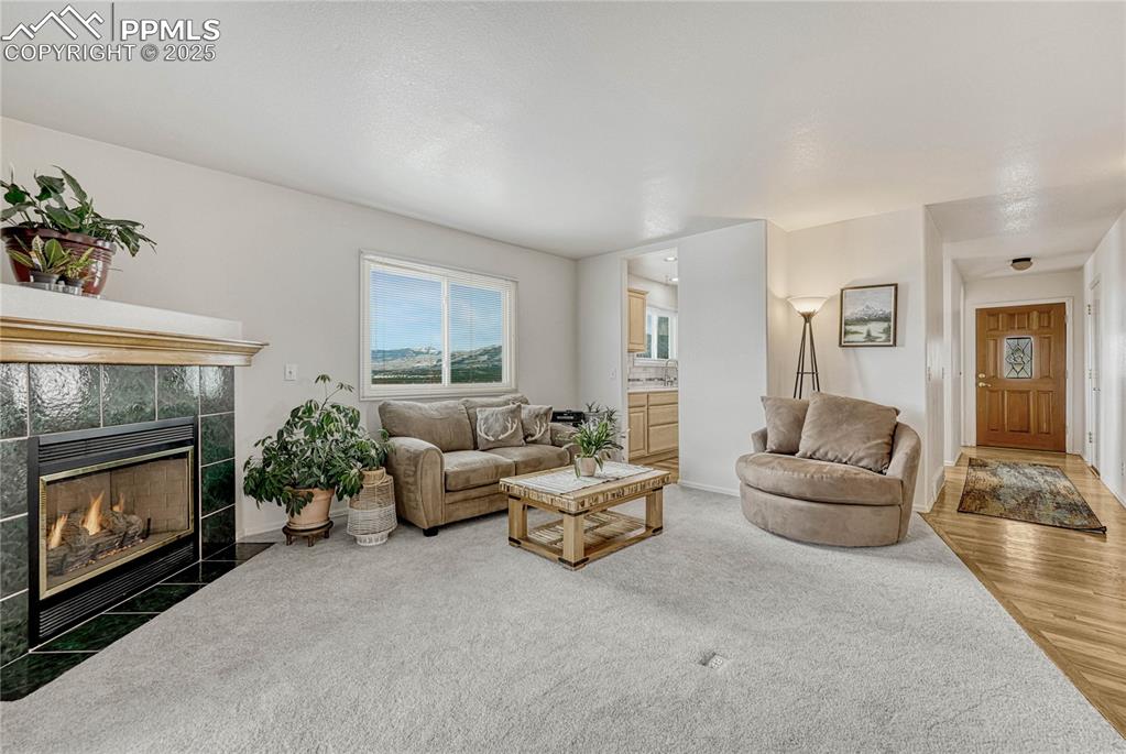122 Luxury Lane