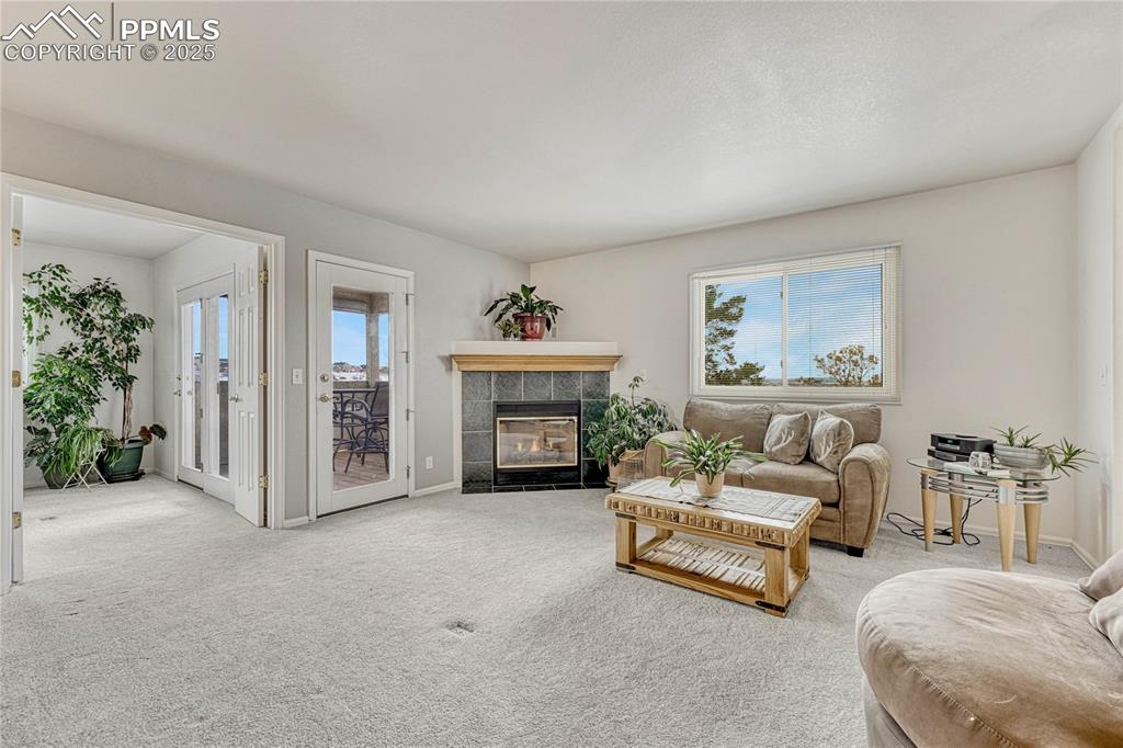 122 Luxury Lane
