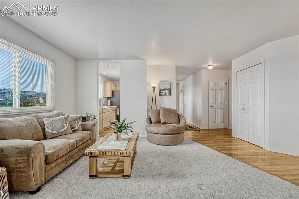 122 Luxury Lane