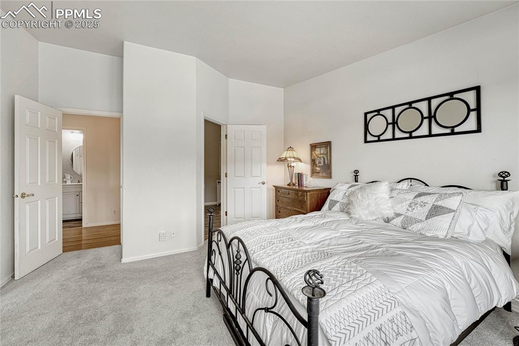 122 Luxury Lane