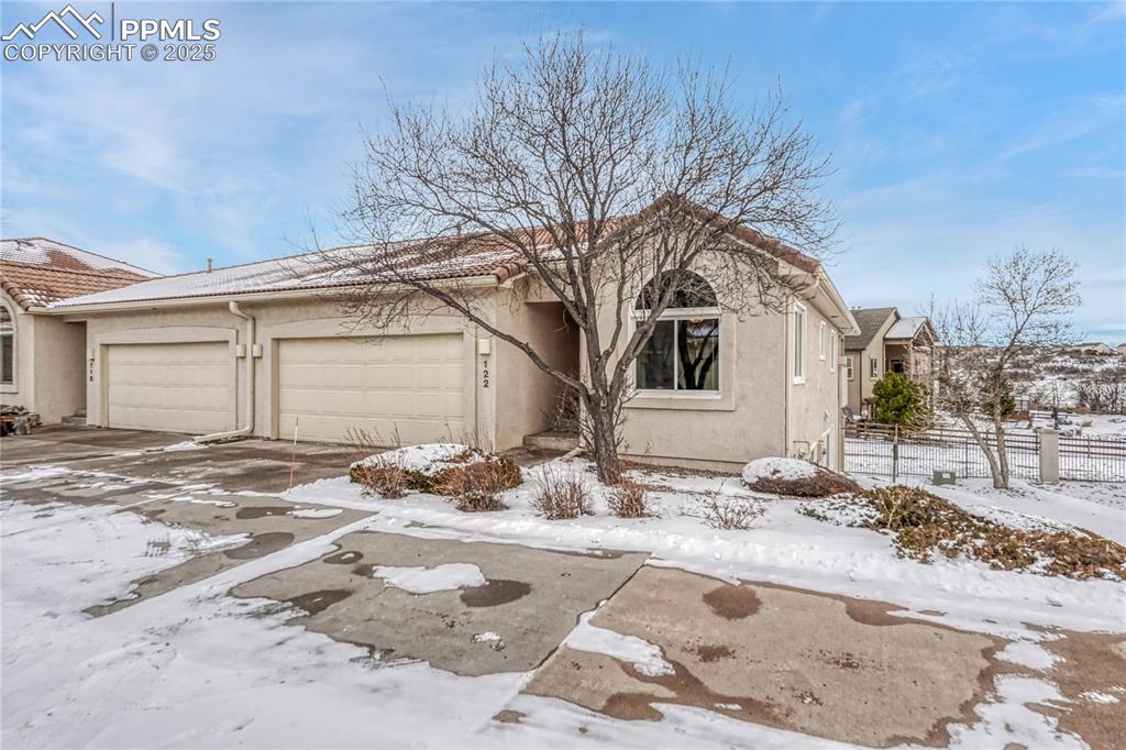 122 Luxury Lane
