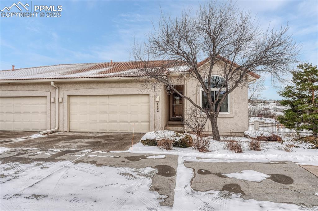 122 Luxury Lane