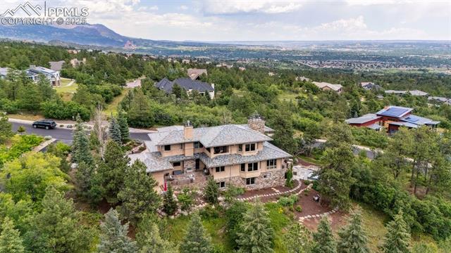 2455 Stratton Forest Heights