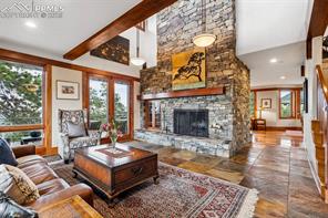 2455 Stratton Forest Heights