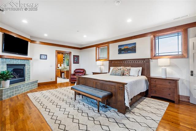 2455 Stratton Forest Heights