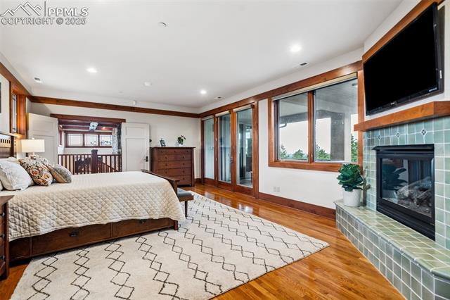 2455 Stratton Forest Heights