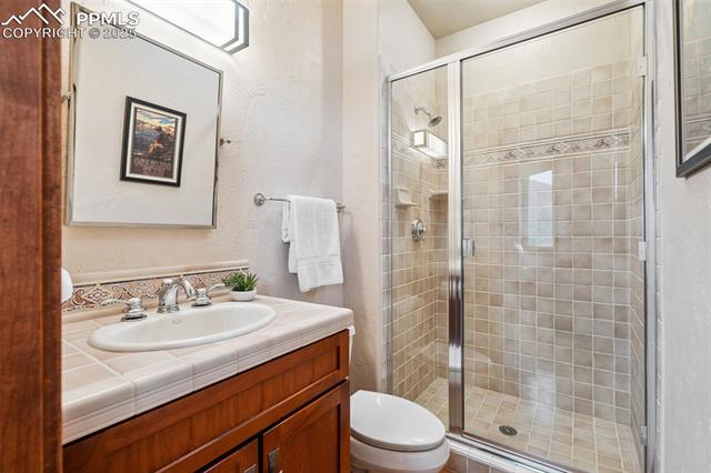 2455 Stratton Forest Heights