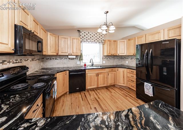 1030 Hidden Valley Road