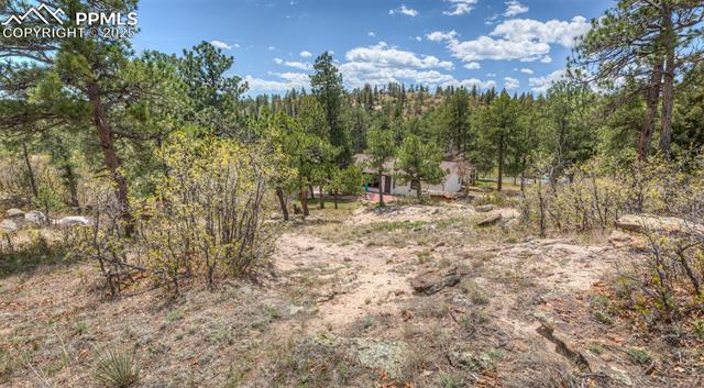 1030 Hidden Valley Road