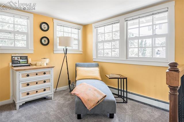 11 E Del Norte Street