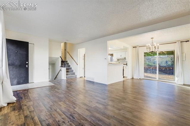 7240 Sullivan Circle