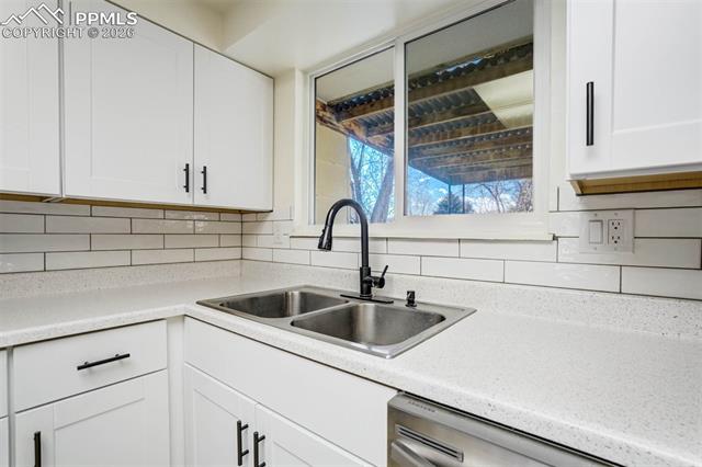 7240 Sullivan Circle