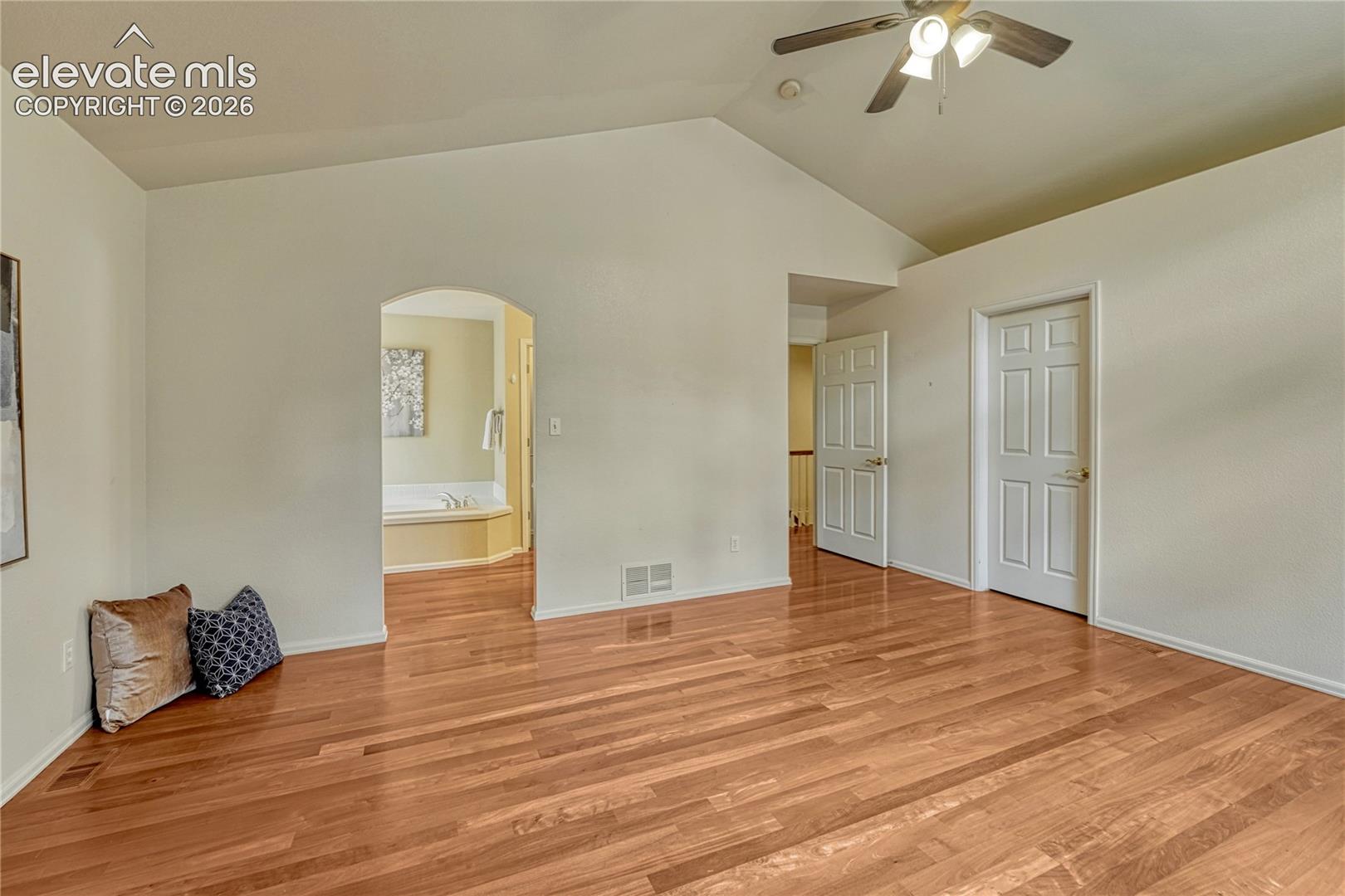 15849 Longmeadow Lane