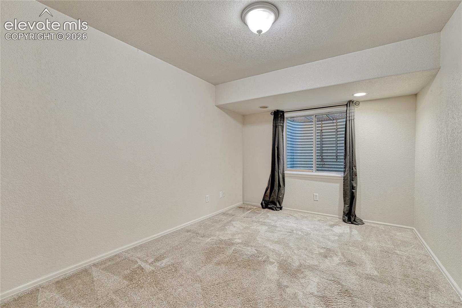 15849 Longmeadow Lane