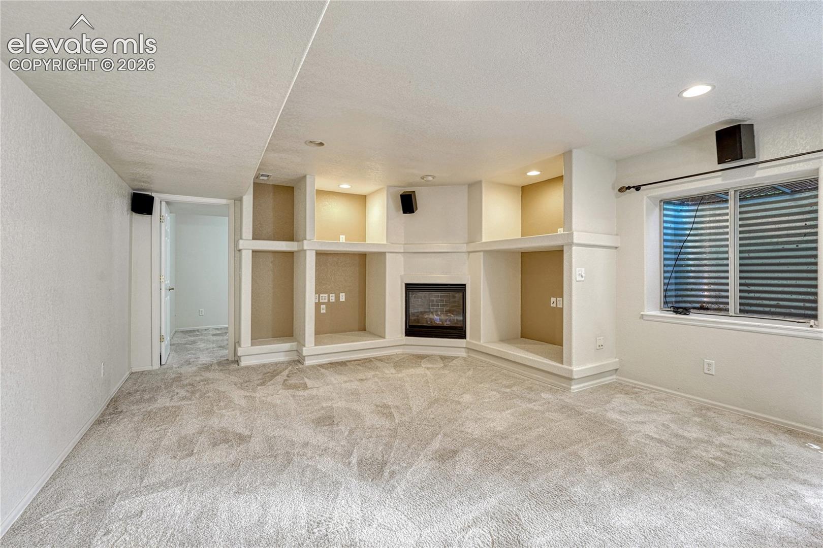 15849 Longmeadow Lane