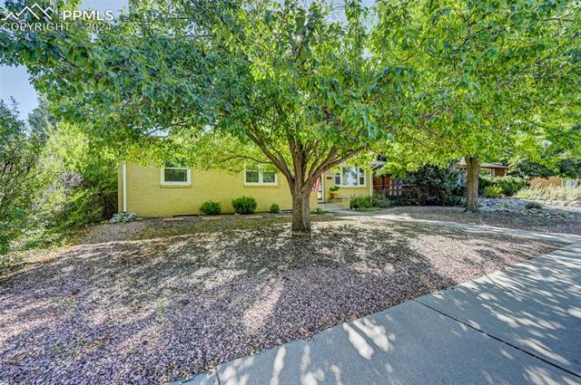 2035 Eagle View Drive