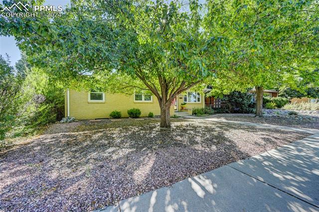 2035 Eagle View Drive