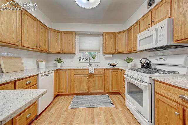 2035 Eagle View Drive