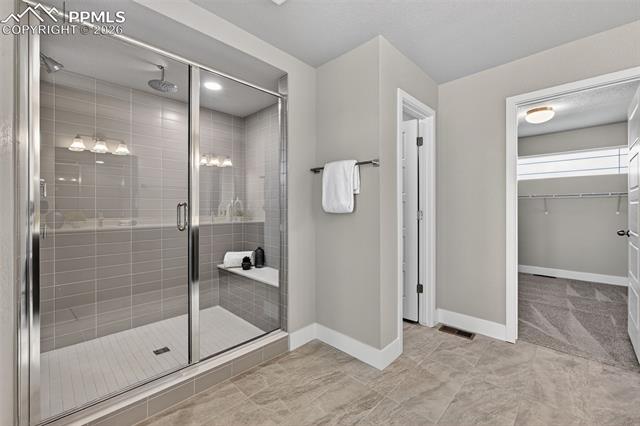 6429 Deco Drive