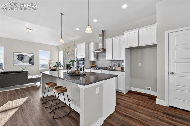 6429 Deco Drive
