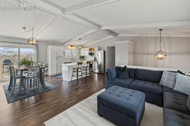 2645 Sunbird Drive
